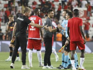 Spor Toto Süper Lig: FT Antalyaspor: 1 - Galatasaray: 1 (Maç sonucu)