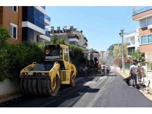 Güzeloba’da cadde ve sokaklar yenileniyor