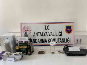 Jandarma Kumluca’da uyuşturucuya geçit vermiyor