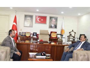 AK Partili Veysel Eroğlu: “Antalya’da yollar Afyon kaymağı gibi oldu”