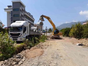 Alanya Belediyesi alt yapı çalışmalarını sürdürüyor