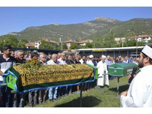 Muğla’daki kazada hayatını kaybeden 4 kişi Burdur’da toprağa verildi