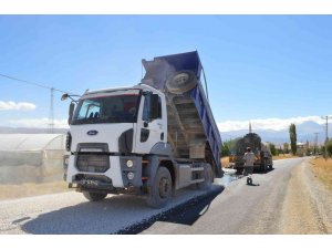 Elmalı Bayındır yolu asfaltlandı