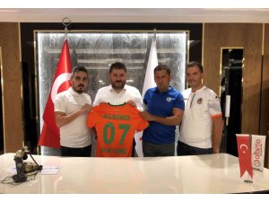 ALTSO Başkan adaylarından Alanyaspor kampanyasına destek