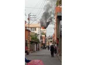 Odunlukta çıkan yangın korkuttu