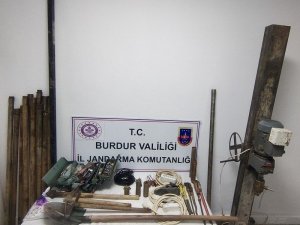 Burdur’da kaçak kazı operasyonu