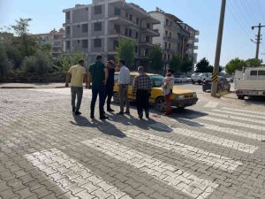 Gazipaşa’da motosiklet ile otomobil çarpıştı: 1 yaralı