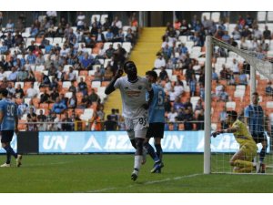 Spor Toto Süper Lig: Adana Demirspor: 1 - Konyaspor: 1 (İlk yarı)