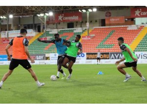 Alanyaspor, Gaziantep FK hazırlıklarını sürdürdü