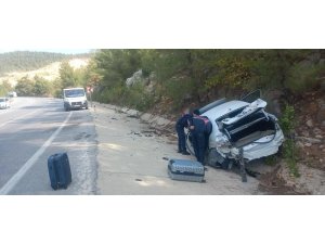 Antalya’da trafik kazası; 2 yaralı