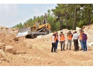 Duacı, Korkuteli ve Çankaya’yı birbirine bağlayacak yol çalışmaları sürüyor