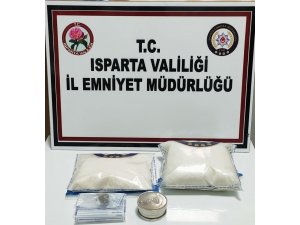 Isparta’da 1 kilogram uyarıcı nitelikli madde ele geçirildi