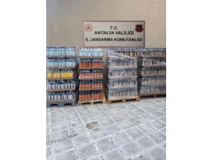 Antalya’da otelde 2 bin 265 şişe kaçak içki ele geçirildi