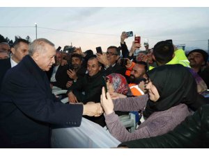 Cumhurbaşkanı Erdoğan, Doğanşehir’de Konteyner Kenti Ziyaret Etti