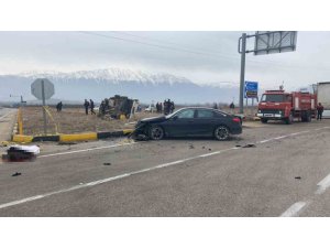 Isparta’da Trafik Kazası: 1 Ölü, 2 Yaralı