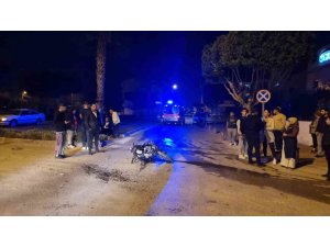 Manavgat’ta Otomobille Motosiklet Çarpıştı: 1 Yaralı