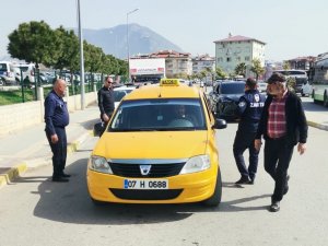 Alanya’da Halk Otobüsleri Ve Taksiler Denetlendi