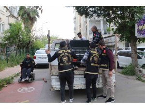 Polis, Bedensel Engellilerin Çalınan Ekmek Teknelerini Bulup Ayaklarına Kadar Getirdi