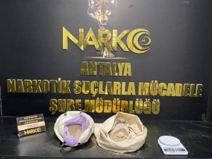 Dedektör Köpek Çaki, Ormanda 4 Kilo 420 Gram Uyuşturucu Buldu