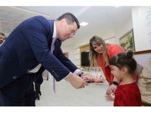Tütüncü, Personeliyle Bayramlaştı