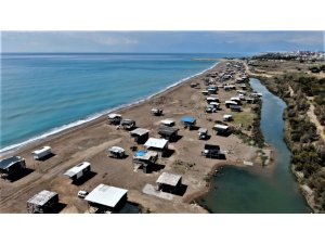 Antalya’da Otellere Komşu Denize Sıfır Çardaklarda Yangın: 4 Çardak Küle Döndü