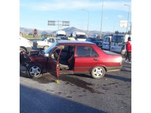 Malatya’da 3 Araçlı Zincirleme Kaza: 5 Yaralı