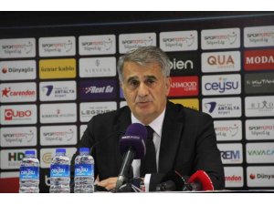 Şenol Güneş: "Oyuncularımla Gurur Duyuyorum"