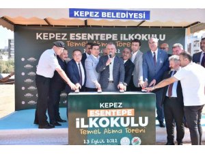 Kepez’in Okul Yatırımında Yüzü Gülüyor