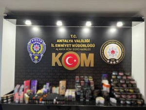 Antalya’da Üç İlçede Kaçakçılık Operasyonu