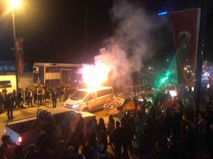 Malatya’da Vatandaşlar Sokaklara Döküldü