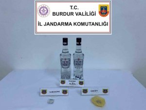 Burdur’da Jandarma Ekiplerinden Uyuşturucu Operasyonu