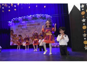 Adana Büyükşehir Belediyesinin Kreşlerinde Eğitim Gören Minikler Mezun Oldu
