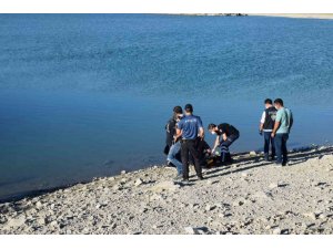 Serinlemek İçin Girdiği Gölette Boğuldu