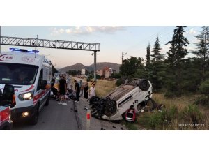 Burdur’da Takla Atan Otomobildeki 5 Kişi Yaralandı