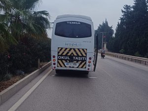 Servis Otobüsünün Çarptığı Kamyonet Motosikletlinin Ölümüne Neden Oldu