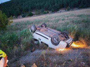 Burdur’da Otomobil Şarampole Yuvarlandı: 1 Yaralı