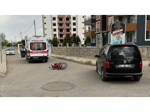 Otomobil İle Motosiklet Çarpıştı: 1 Yaralı