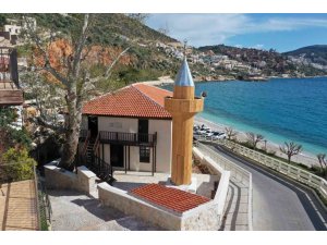 Kaş’taki 142 Yıllık Lami Bey Camii’nin Restorasyonu Tamamlandı