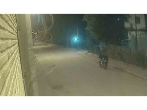 Hırsızlık İçin Taksiyle Gelmiş: Otomobil Ve Motosiklet Çalan 3 Şüpheli Yakalanıp Tutuklandı