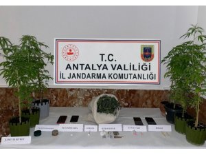 Antalya’da Zehir Tacirlerine Jandarmadan Darbe