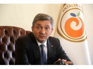 Antalya Valisi Şahin Göreve Başladı, Ayağının Tozuyla Deprem Tedbirlerine Dikkat Çekti