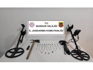 Burdur’da Jandarmadan Kaçak Kazıya Suçüstü