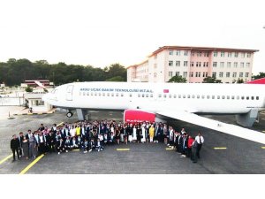 Uçak Okulu Öğrencilerinin Yks Başarısı