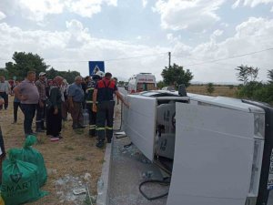 Burdur’da Römork Bağlı Otomobil Devrildi 3 Kişi Yaralandı.