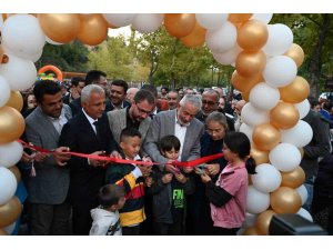 Andık Deresi Bezirgan Şelalesi’nde Çocuklar Da Unutulmadı