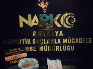 Narkotik Operasyonunda 44 Kilo Esrar Maddesi Ele Geçirildi