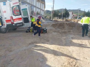 Burdur’da Dere Islah Projesinde İnşaat Alanına Düşen 2 İşçi Yaralandı