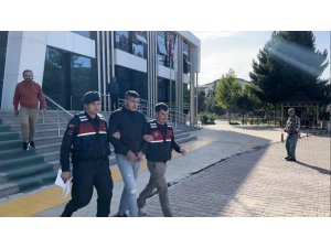 Dur İhtarına Uymayıp 2’si Polis 4 Kişiye Çarparak Yaralayan Şüpheli Tutuklandı