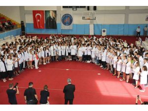 Antalya’da 314 Tıp Fakültesi Öğrencisi Beyaz Önlük Giydi