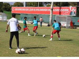 Döşemealtı Futbol Takımı Muğla Deplasmanına Hazırlanıyor